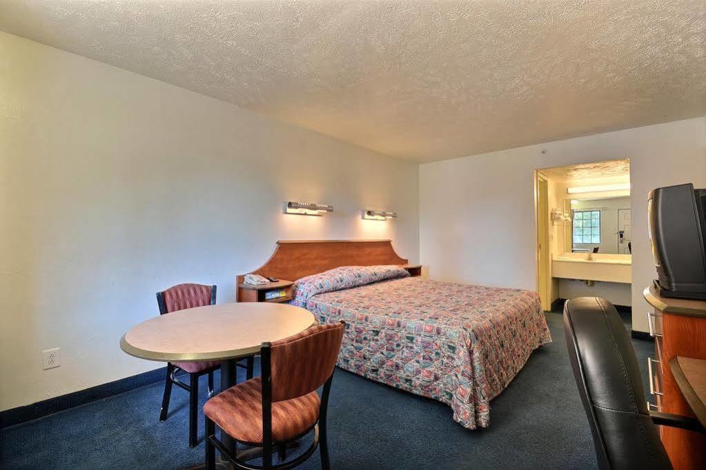 Days Inn By Wyndham Indianapolis South Zewnętrze zdjęcie